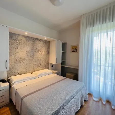 Betty Personal Style And Village 3* Rimini