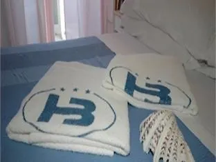 Betty Personal Style And Village