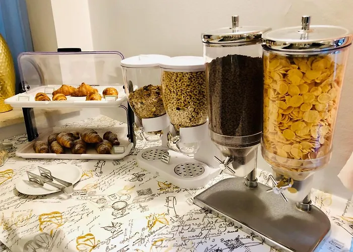 Betty Personal Style And Village 3* רימיני