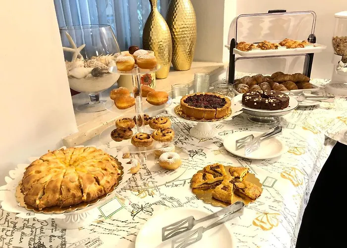 Betty Personal Style And Village מלון רימיני