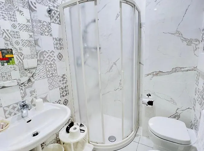 מלון Betty Personal Style And Village 3*