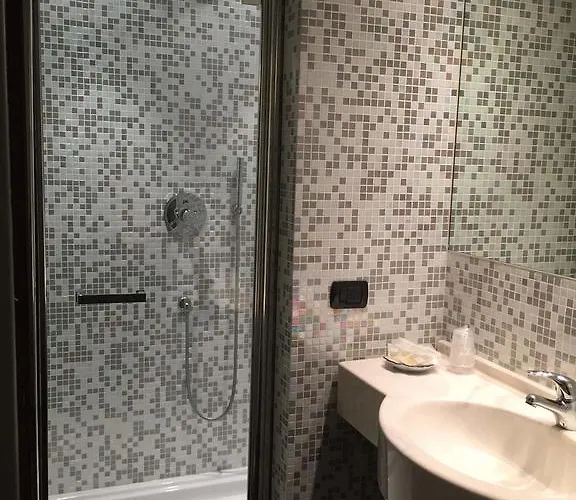 Betty Personal Style And Village 3*