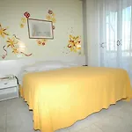 Betty Personal Style And Village 3* Rimini