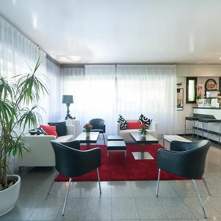 Otel Betty Personal Style And Village