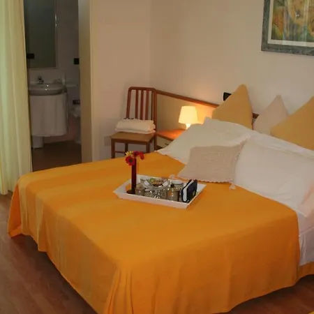 Betty Personal Style And Village Otel