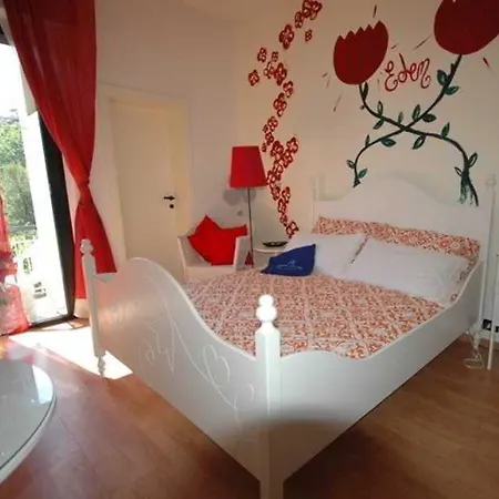 Betty Personal Style And Village 3* Римини
