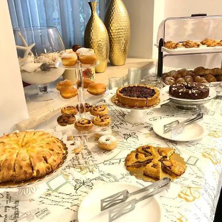 Betty Personal Style And Village Otel Rimini