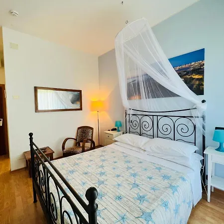 Betty Personal Style And Village Hotel Rimini