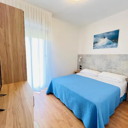 Betty Personal Style And Village 3*