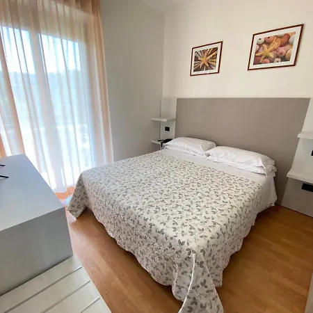 Betty Personal Style And Village Rimini