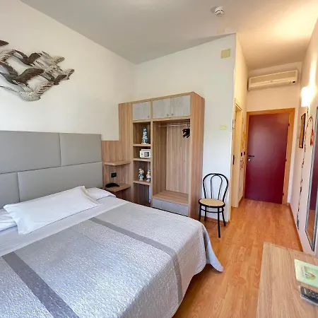 Betty Personal Style And Village Otel 3*