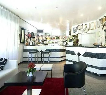 Otel Betty Personal Style And Village Rimini