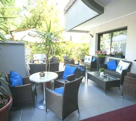 Betty Personal Style And Village 3* Rimini