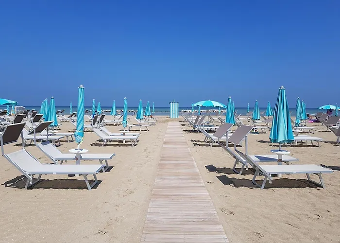 Betty Personal Style And Village Ρίμινι