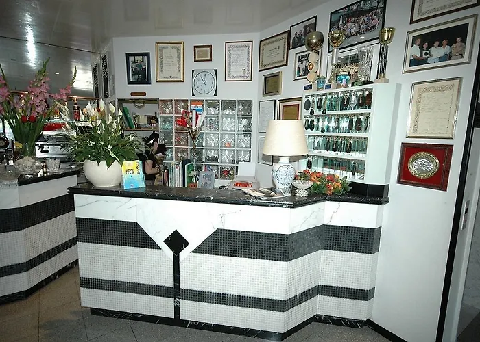 Betty Personal Style And Village 3* Ρίμινι