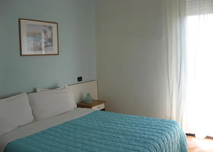 Betty Personal Style And Village 3*