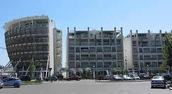 Betty Personal Style And Village Ξενοδοχείο